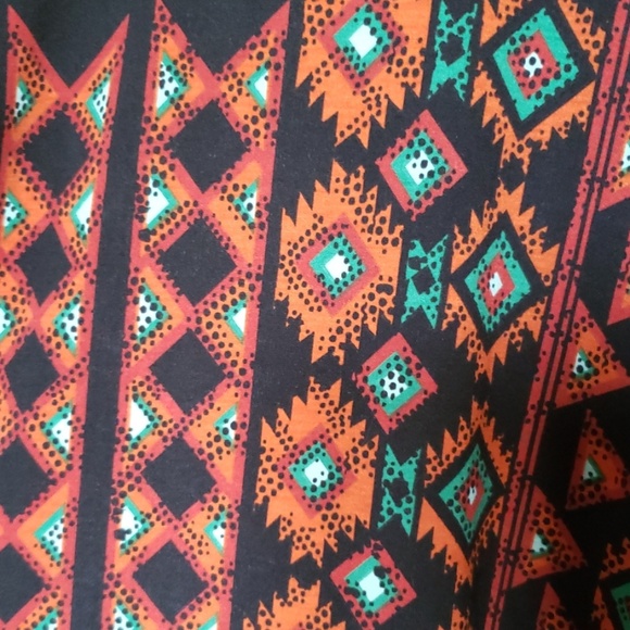 LulaRoe Randy - Picture 2 of 2